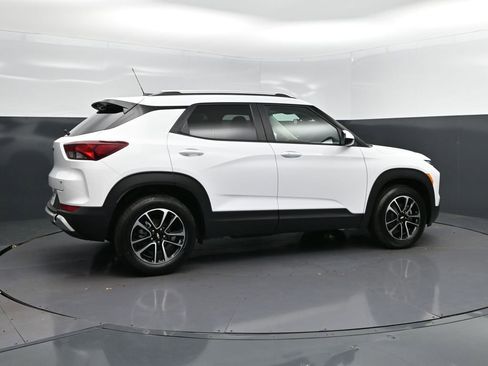 New 2026 Chevrolet TrailBlazer LT w/ LT Cold Weather Package image 8