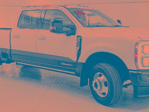 Certified 2025 Ford F350 King Ranch w/ FX4 Off-Road Package AWD/4WD image 1