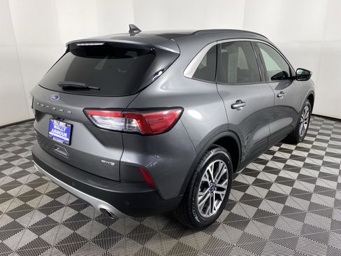 Used 2022 Ford Escape SEL image 7
