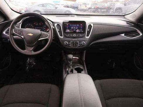 Used 2024 Chevrolet Malibu LT image 21