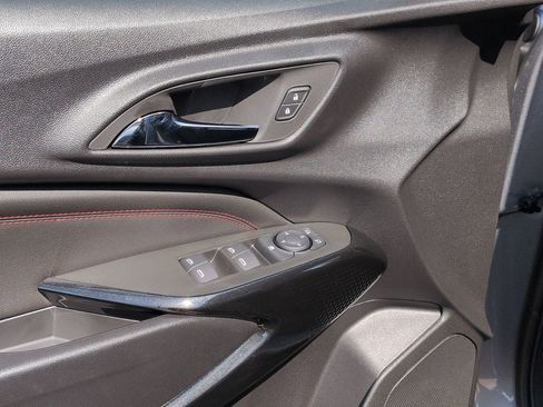 New 2026 Chevrolet Trax RS FWD image 9