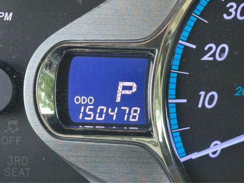 Used 2014 Toyota Sienna XLE AWD/4WD image 23
