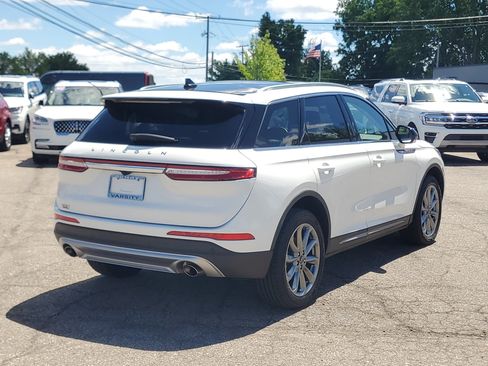 Certified 2022 Lincoln Corsair AWD w/ Premium Package image 6