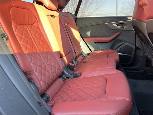 Used 2024 Audi SQ8 Prestige image 26