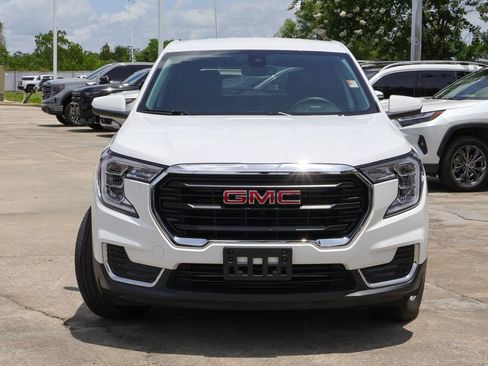 Used 2024 GMC Terrain SLE AWD/4WD image 25