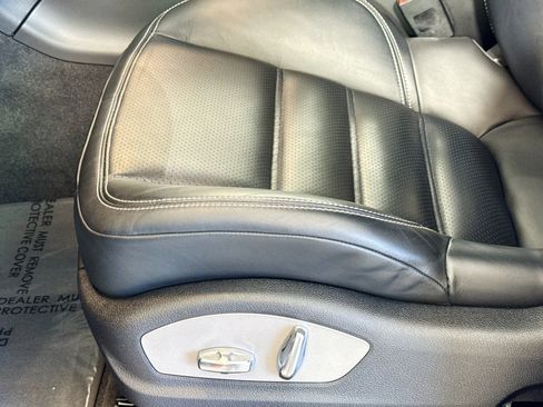 Used 2023 Porsche Macan GTS image 18