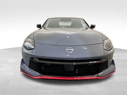 Used 2024 Nissan Z NISMO w/ Floor Mat Package RWD image 9