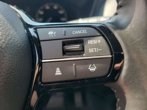 Used 2024 Honda HR-V EX-L image 34