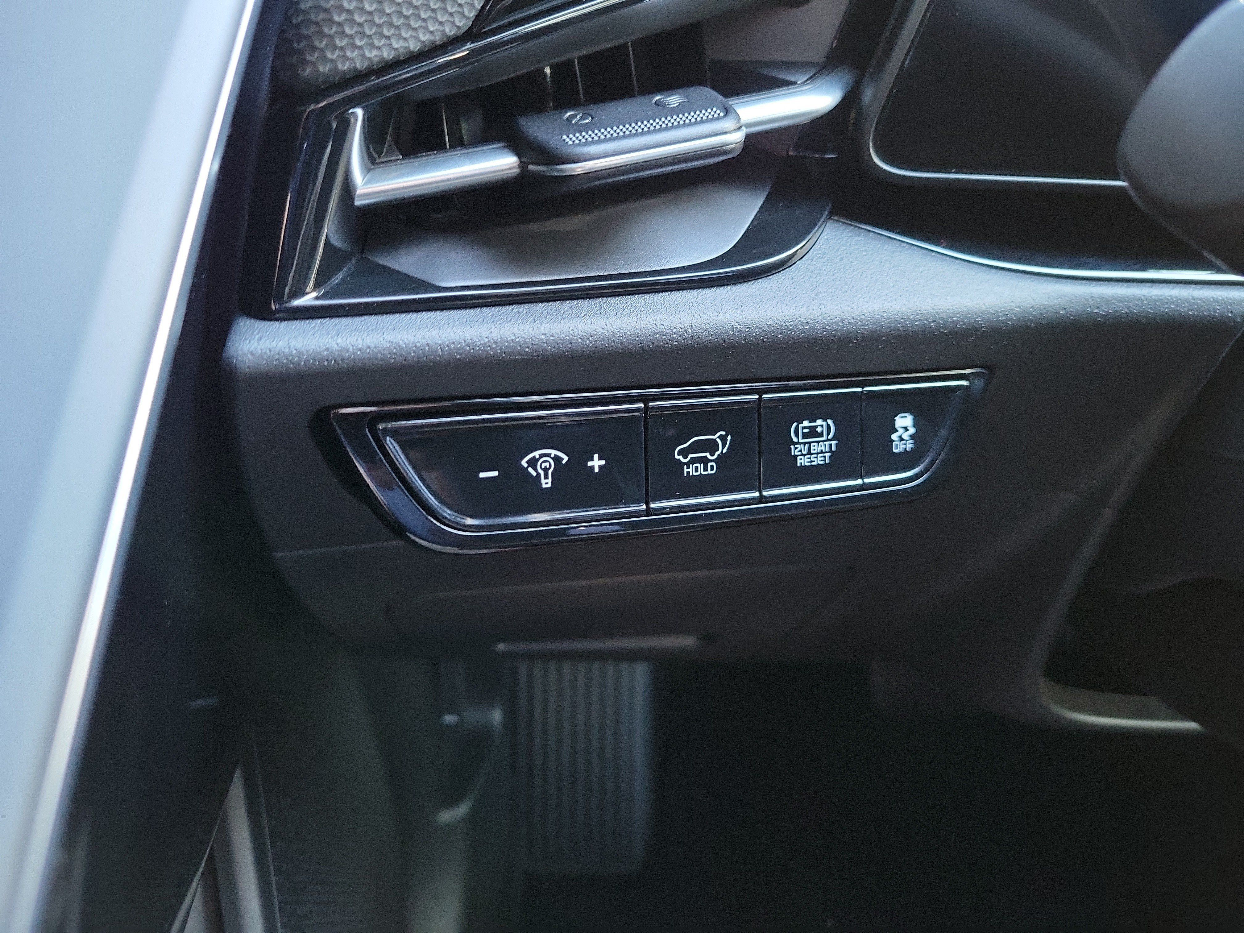Certified 2023 Kia Niro FWD image 25