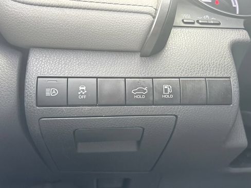 Used 2023 Toyota Camry SE w/ Audio Upgrade Package FWD image 10