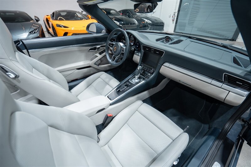 Used 2017 Porsche 911 Carrera S RWD image 32