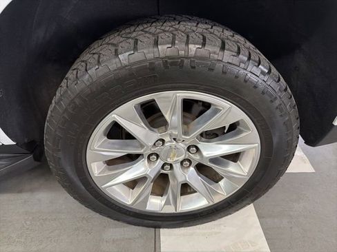 Used 2021 Chevrolet Tahoe Premier w/ Premium Package AWD/4WD image 26