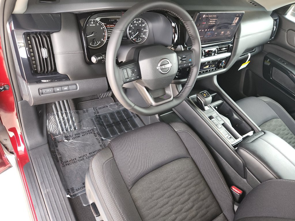Certified 2026 Nissan Pathfinder SV FWD image 12