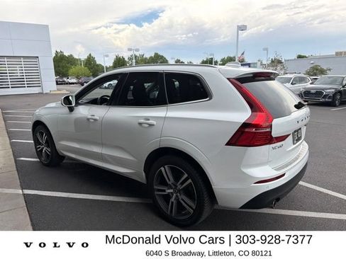 Used 2020 Volvo XC60 T5 Momentum w/ Protection Package Premier AWD/4WD image 4