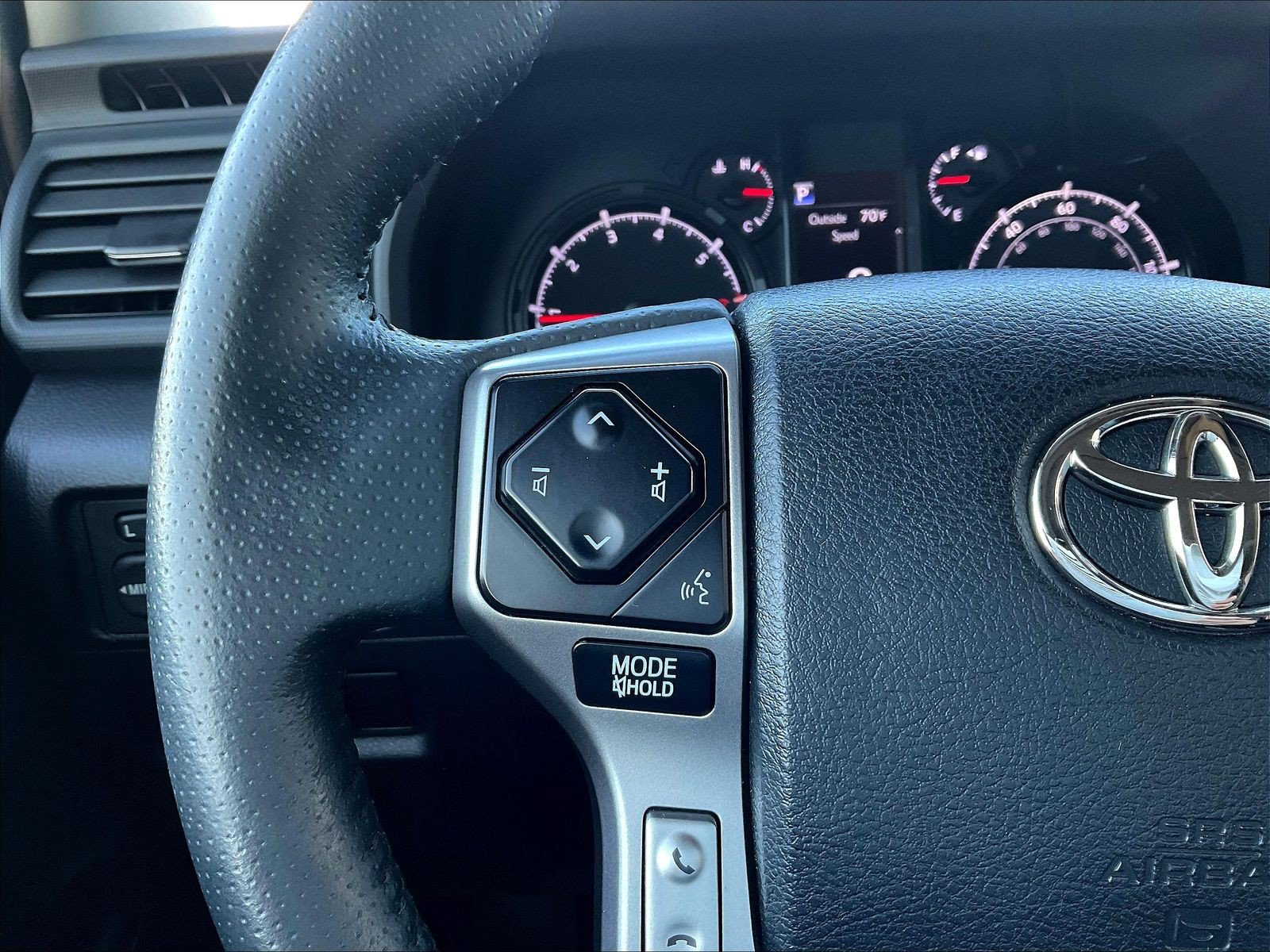 Used 2021 Toyota 4Runner SR5 Premium w/ Moonroof Package AWD/4WD image 11