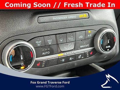 Used 2025 Ford Escape ST-Line Select AWD/4WD image 25