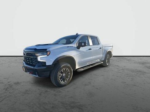 Used 2024 Chevrolet Silverado 1500 ZR2 image 4