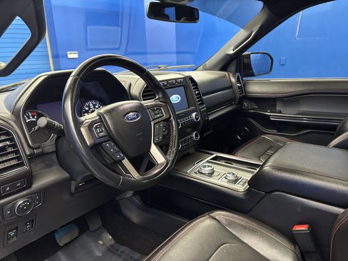 Used 2021 Ford Expedition Limited AWD/4WD image 11