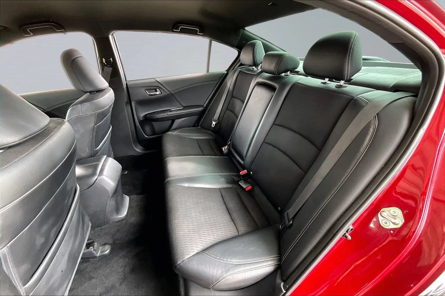 Used 2017 Honda Accord Sport image 19