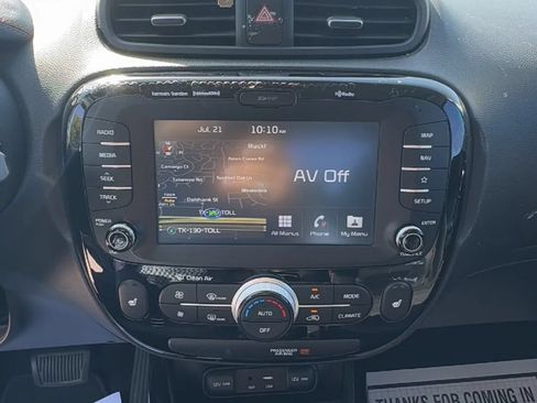 Used 2018 Kia Soul ! w/ Tech Package FWD image 15