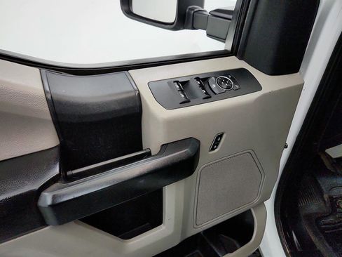 Used 2018 Ford F350 XL AWD/4WD image 18