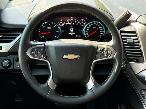 Used 2016 Chevrolet Suburban LTZ AWD/4WD image 15