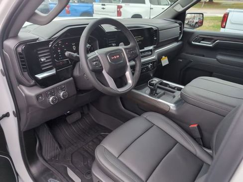 New 2026 GMC Sierra 1500 SLT image 14