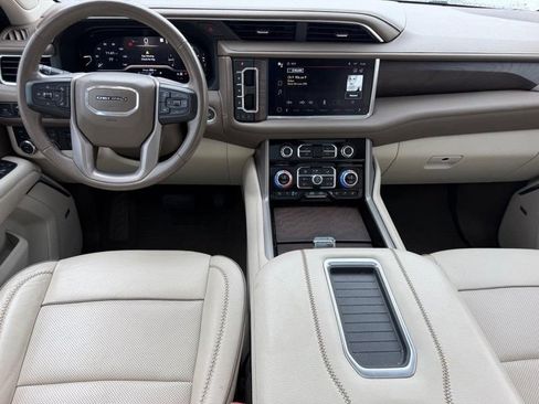 Used 2022 GMC Yukon XL Denali w/ Max Trailering Package AWD/4WD image 12