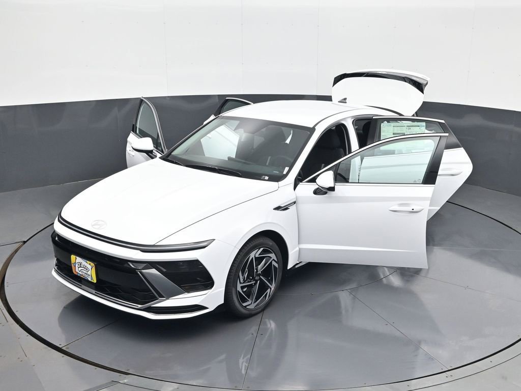 New 2026 Hyundai Sonata SEL FWD image 30