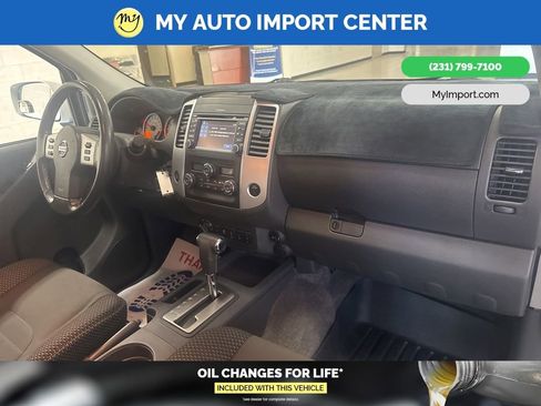 Used 2018 Nissan Frontier PRO-4X image 28