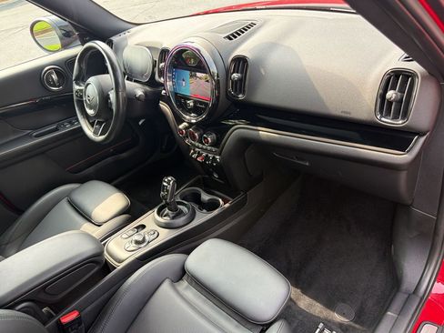 Used 2022 MINI Cooper Countryman S w/ Premium Package FWD image 31