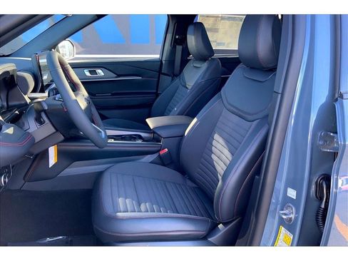 New 2026 Ford Explorer ST-Line AWD/4WD image 10