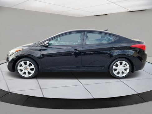 Used 2013 Hyundai Elantra Limited image 2