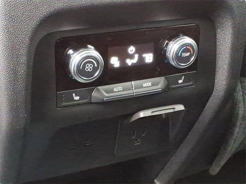 New 2026 GMC Acadia AT4 w/ Luxury Package image 11