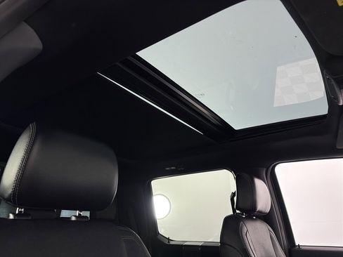 Used 2015 Ford F150 Lariat w/ Equipment Group 502A Luxury image 33