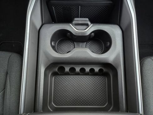 New 2026 RAM 1500 4x4 Crew Cab image 25