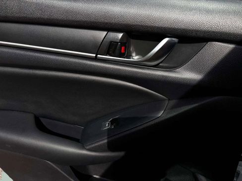 Used 2022 Honda Accord Sport image 15