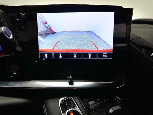 Used 2022 Chevrolet Corvette Stingray Premium Conv w/ Z51 Performance Package RWD image 19