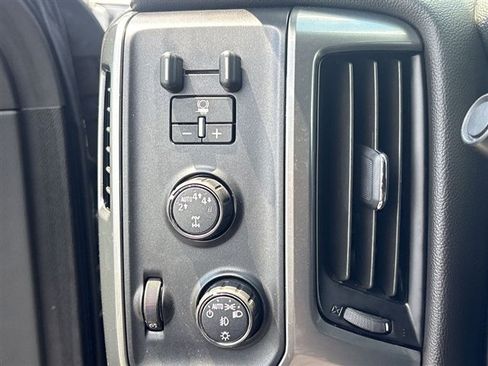 Certified 2019 Chevrolet Silverado 1500 LT w/ All Star Edition AWD/4WD image 16
