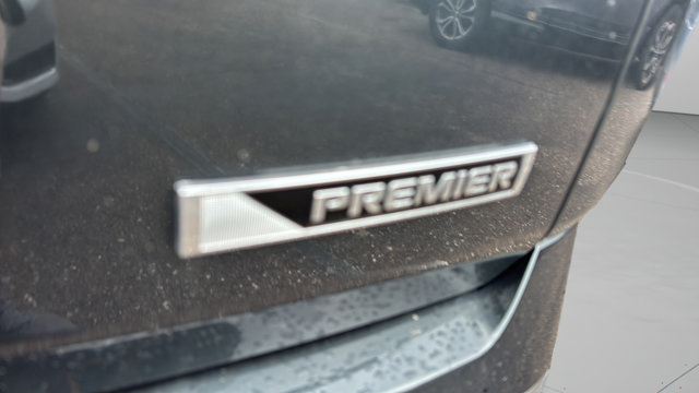 Used 2018 Chevrolet Traverse Premier w/ Driver Confidence II Package FWD image 17