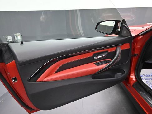 Used 2020 BMW M4 Convertible w/ Competition Package RWD image 5