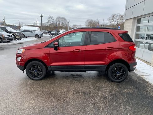 Used 2018 Ford EcoSport SE image 2