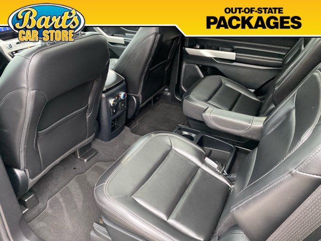 Used 2021 Ford Explorer XLT w/ Equipment Group 202A AWD/4WD image 23