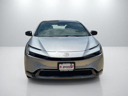 Certified 2024 Toyota Prius XLE FWD image 2