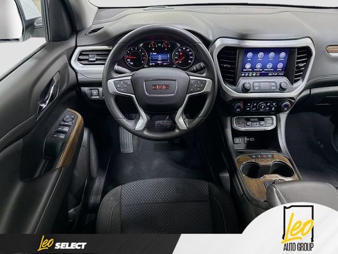 Used 2023 GMC Acadia SLE AWD/4WD image 22
