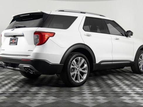 Used 2021 Ford Explorer Platinum w/ Equipment Group 601A image 8