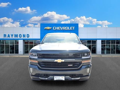 Used 2018 Chevrolet Silverado 1500 LT w/ All Star Edition AWD/4WD image 8