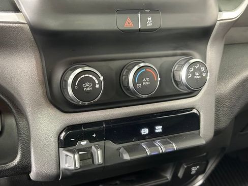 Used 2023 RAM 2500 Big Horn w/ Cold Weather Group AWD/4WD image 29