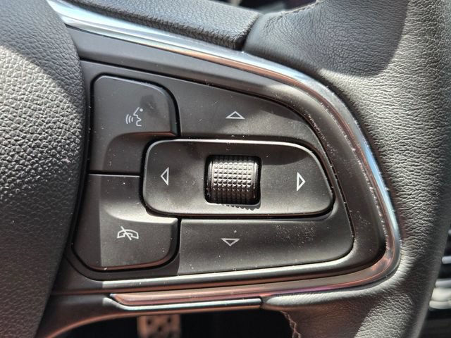 Used 2023 Buick Encore GX Select w/ Sport Touring Package FWD image 20