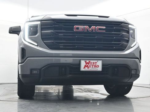 Used 2024 GMC Sierra 1500 Elevation image 29